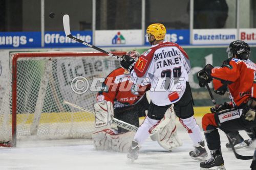 DEB-Pokalspiel 2011/12 -  Rote Teufel EC Bad Nauheim gegen Breme