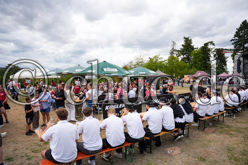 Autogrammstunde, Er&ouml;ffnungsfeier EC Bad Nauheim DEL 2, Bad Nauheim, Goldsteinpark, 29.08.26