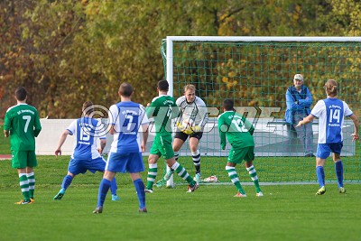 -1- Markus DITTMAR (Torwart SC Dortelweil) hat den Ball, in der Gruppenliga Frankfurt West, SC Dortelweil gegen FC Olympia Fauerbach - Foto &copy; A. Chuc