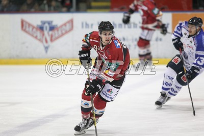 -9- Maximilian Kammerer (Rote Teufel Bad Nauheim) vor -13- Michael Christ (-A- EC Kassel Huskies), im Spiel der DEL 2 - Rote Teufel EC Bad Nauheim gegen EC Kassel Huskies - Foto &copy; A. Chuc
