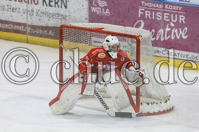 -1- Niklas Schmidt (Torwart Rote Teufel Bad Nauheim), im Spiel der DNL 2 - Rote Teufel Bad Nauheim gegen Eishockey Jugend Kassel - Foto &copy; A. Chuc