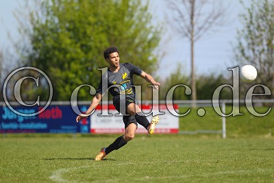 -8- Ronald PASSET (SV Hoch-Weisel), in der Kreisliga A Friedberg - SG Rodheim gegen SV Hoch-Weisel