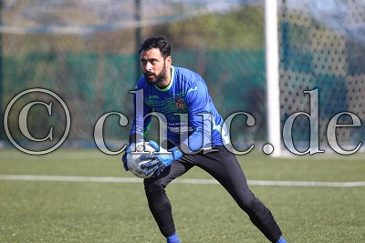 -1- Kamber KOC (Torwart T&uuml;rk G&uuml;c&uuml; Friedberg), in der Verbandsliga Hessen S&uuml;d - T&uuml;rk G&uuml;c&uuml; Friedberg gegen FC Alsbach- Foto A. Chuc
