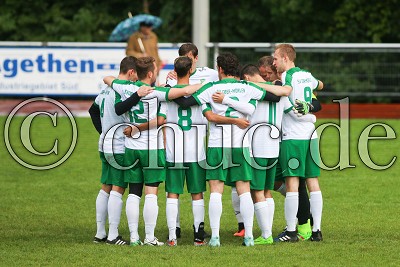 Ober-M&ouml;rlen schw&ouml;rt sich ein, Kreisliga A Friedberg - Spvgg. 08 Bad Nauheim gegen SV Ober-M&ouml;rlen, Bad Nauheim, Waldstadion, 17.09.17