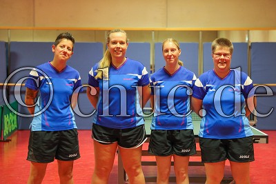 Mannschaftsfoto SG Rodheim, v.l. Svenja K&ouml;ckeritz, Jeanette M&ouml;cks, Kerstin Wirkner, Cordula Munzert, Oberliga Damen Hessen - SG Rodheim gegen TSV 1909 Langstadt III, Rosbach - OT Rodheim, Sporthalle Rodheim, 28.10.17