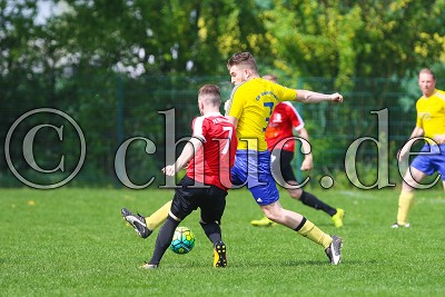 -3- Florian ERNST (SV Reichelsheim) gegen -7- Robin HANSEL (FSG Wisselsheim), Kreisliga B Friedberg - FSG Wisselsheim gegen SV Reichelsheim, Bad Nauheim - OT Wisselsheim, Sportplatz Wisselsheim, 22.04.18