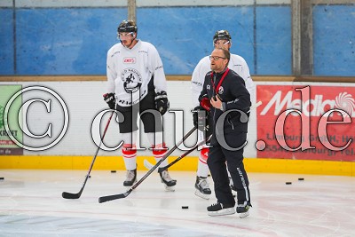 Christof Kreutzer (Trainer EC Bad Nauheim) , im Trainingsauftakt des EC Bad Nauheim in der DEL 2 zur Saison 2018/19, Limburg-Dietz, Eishalle Dietz, 10.08.18