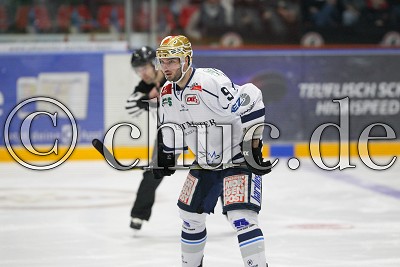 -9- Jordan Knackstedt (Dresdner Eisl&ouml;wen), in der DEL 2 - EC Bad Nauheim gegen Dresdner Eisl&ouml;wen, Bad Nauheim, Colonel-Knight-Stadion, 21.09.18