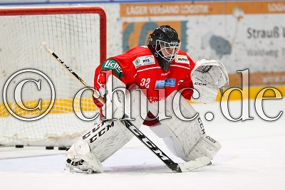 -32- Hendrik Hane (Torwart EC Bad Nauheim), in der DEL 2 - EC Bad Nauheim gegen Ravensburg Towerstars, Bad Nauheim, Colonel-Knight-Stadion, 07.10.18
