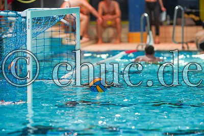 Wasserball, 2. Bundesliga S&uuml;d - VfB Friedberg gegen SV Ludwigsburg II, Bad Nauheim, Usa Wellenbad Bad Nauheim, 24.11.18