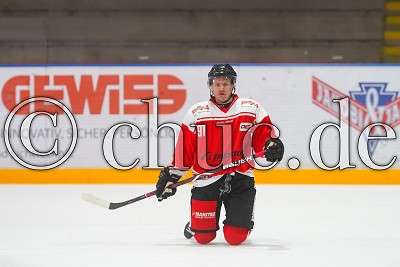 -91- Radek Krestan (EC Bad Nauheim), in der DEL 2 - EC Bad Nauheim gegen Bietigheim Steelers, Bad Nauheim, Colonel-Knight-Stadion, 30.11.18