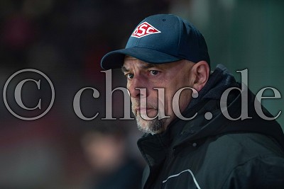 Otto Keresztes (Trainer Deggendorfer SC), in der DEL 2 - EC Bad Nauheim gegen Deggendorfer SC, Bad Nauheim, Colonel-Knight-Stadion, 11.01.19