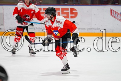 -34- Zach Hamill (EC Bad Nauheim) hat neue Schlittschuhe, im Spiel 4 der DEL 2 Playoffs / Viertelfinale - EC Bad Nauheim gegen Ravensburg Towerstars, Bad Nauheim, Colonel-Knight-Stadion, 24.03.19