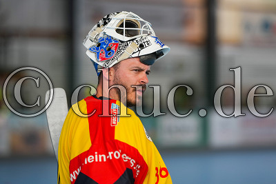 -1- Jerry Kuhn (Torwart DEG Rhein Rollers), Deutsche Inlinehockeymeisterschaft 2022 - Rhein-Main Patriots gegen DEG Rhein Rollers, Niddatal OT Assenheim, Skaterhockeyhalle Assenheim, 24.06.22