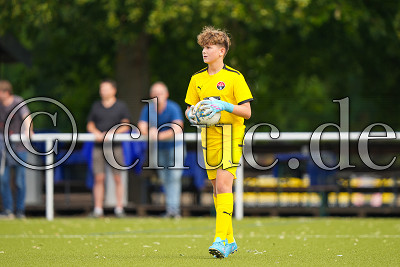 -99- Luca Flister (Torwart VFL Kassel), Hessenliga C-Junioren - Karbener SV gegen VFL Kassel, Klein-Karben, G&uuml;nter-Reutzel-Sportplatz, 03.09.22