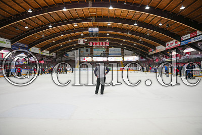 Blick auf die Eisfl&auml;che, Deutsche Meisterschaft im Mixed Eisstockschie&szlig;en, Bad Nauheim, Colonel-Knight-Stadion, 04.03.23