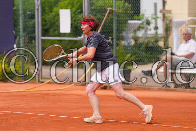 Helga Dorosz (Damen 60 OMTC), Tennis Damen 60 Ober-M&ouml;rler TC (OMTC) - Hessenliga, Ober-M&ouml;rlen, Ober-M&ouml;rler Tennisclub, 02.07.23