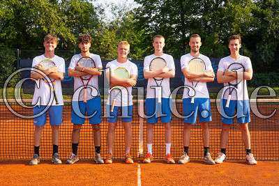 Teamfoto Herren Ober-M&ouml;rler TC:Leonard Wagner, Kenneth Nies, Nico Cupaiuolo, Patrick Schaub, Fabian Schaub, Victor Velesco;Tennis Herren Verbandsliga - Ober-M&ouml;rler TC, Ober-M&ouml;rler, Ober-M&ouml;rler Tennisclub, 09.07.23