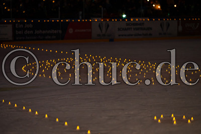 Impressionen vom Weihnachtssingen 2023, Impressionen vom Weihnachtssingen im Colonel-Knight-Stadion 2023, Bad Nauheim, Colonel-Knight-Stadion, 16.12.23