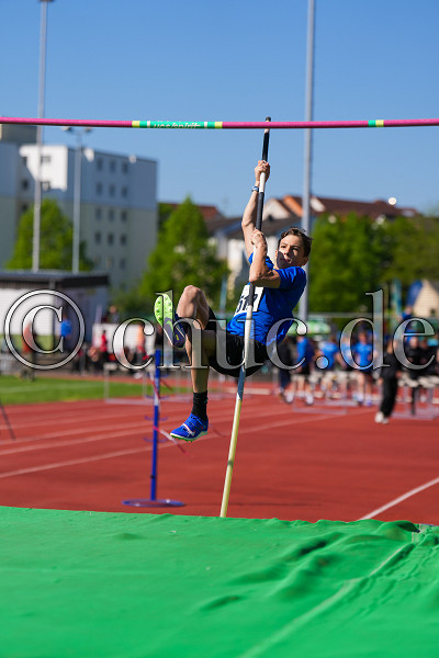 -512- Alexander Neunherz (TV Gelnhausen), Bahner&ouml;ffnung TSV Friedberg-Fauerbach, Friedberg (Hessen), Sportplatz am Burgfeld, 26.04.25