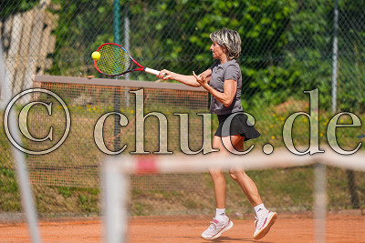 Johana Dudichum (MSG Schwalmstadt), Tennis Damen 50 Verbandsliga - Ober-M&ouml;rler TC gegen MSG Schwalmstadt , Ober-M&ouml;rlen, Ober-M&ouml;rler TC, 17.05.25