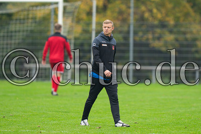 Maik Vetter (Trainer T&uuml;rk G&uuml;c&uuml; Friedberg), Hessenliga - T&uuml;rk G&uuml;c&uuml; Friedberg gegen FSV Fernwald, Friedberg, Sportplatz am Burgfeld, 11.10.25