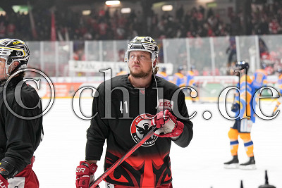 -41- Ryan Olsen (EC Bad Nauheim), DEL 2 - EC Bad Nauheim gegen Lausitzer F&uuml;chse, Bad Nauheim, Colonel-Knight-Stadion, 20.02.26