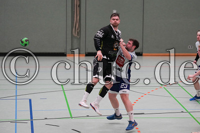 -17- Lukas Peppler (TG Friedberg) gegen -23- Tim Hecker (TSV Lang-G&ouml;ns), Bezirksoberliga Gie&szlig;en - TG Friedberg gegen TSV Lang-G&ouml;ns, Friedberg, Halle am Seebach, 21.03.26