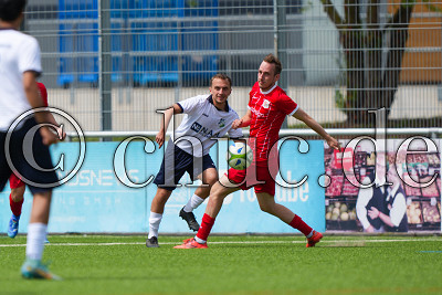 -13- Mert ZURNACI (FSV Kloppenheim) gegen -3- Oliver HOER (SV Nieder-W&ouml;llstadt), Kreisliga A Friedberg - SV Nieder-W&ouml;llstadt gegen FSV Kloppenheim, Nieder-W&ouml;llstadt, Sportplatz Nieder-W&ouml;llstadt, 17.05.26