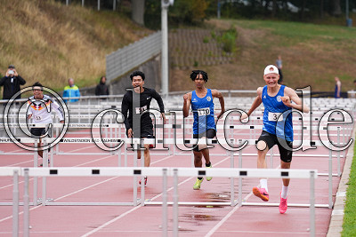H&uuml;rdenlauf mit -110- Felix Siegenthaler (LSC Bad Nauheim) und -3- Jan M&ouml;rler (LSC Bad Nauheim), Jedermann Zehnkampf 2026 LSC Bad Nauheim, Bad Nauheim, Waldstadion, 13.09.26